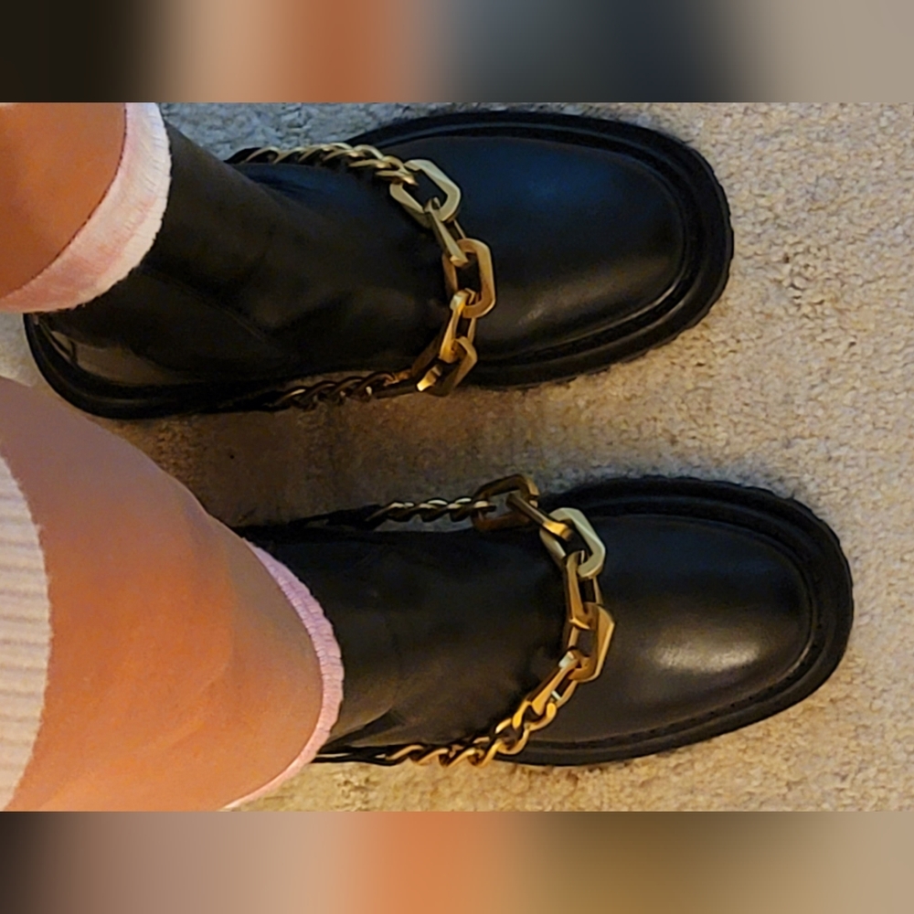 Boots - Picture 3 of 8